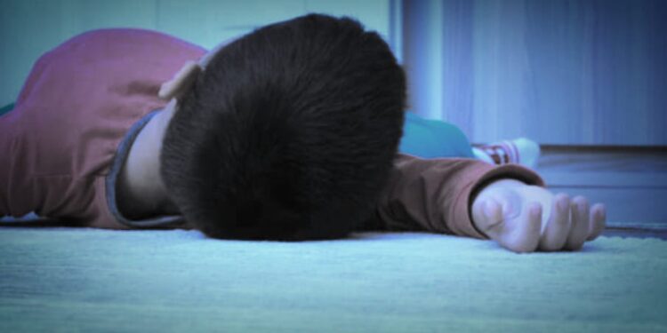 পরকীয়ায় বাধা হওয়ায় প্রেমিককে সঙ্গে নিয়ে নিজের ৪ বছরের সন্তানকে খুন করল মাফুজা