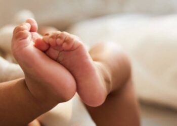 নিউমোনিয়ায় সারাতে পেটে ৫১ বার গরম লোহার রডের ছ্যাঁকা, অত্যাচারে মৃত্যু ৩ মাসের শিশুকন্যার