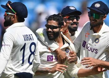 ভারতীয় বোলারদের সামনে দিশেহারা অস্ট্রেলিয়া, মাত্র ১৭৭ রানে শেষ হয়ে গেছে প্রথম ইনিংস