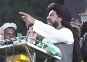 “ডান হাতে কোরান আর বাম হাতে পরমানু বোমার সুটকেস নিয়ে অন্য দেশের কাছে টাকা চাও,ভয়ে টাকা দেবে”- পাকিস্তান সরকারকে পরামর্শ টিইএল জঙ্গির