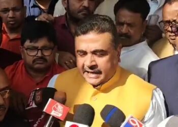 অধ্যক্ষের সিদ্ধান্তে অসন্তোষ, বিধানসভা থেকে ওয়াকআউট বিজেপির