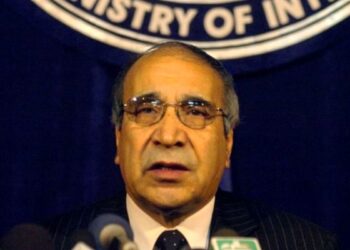 “তালিবান ও আইএসআইএসের মধ্যে কোনো পার্থক্য নেই”-প্রাক্তন আফগান স্বরাষ্ট্রমন্ত্রী