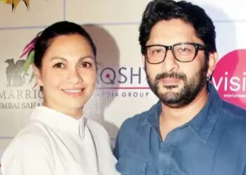 শেয়ার পাম্প এবং ডাম্প মামলায় অভিনেতা আরশাদ ওয়ারসি এবং তার স্ত্রী মারিয়া গোরেটির বিরুদ্ধে  কড়া পদক্ষেপ সেবির