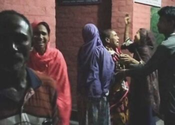 পরকীয়ায় বাধা দেওয়ায় অন্তঃসত্ত্বা স্ত্রীকে পিটিয়ে মারলো কবির হোসেন