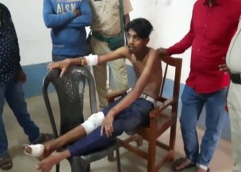 বাইকে চড়ে উচ্চমাধ্যমিক পরীক্ষা দিতে যাওয়ার পথে দুর্ঘটনায় যখম ৪ পরীক্ষার্থী, পরীক্ষা দেওয়ার ব্যবস্থা করা হল হাসপাতালে