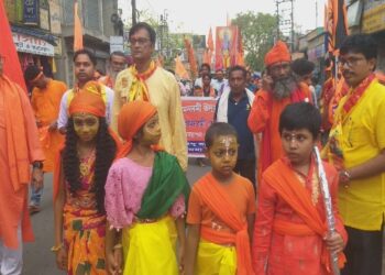 রামনবমীর বিশাল শোভাযাত্রা বের হল মেমারিতে