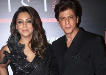 বলিউড অভিনেতা শাহরুখ খানের স্ত্রী গৌরী খানের বিরুদ্ধে প্রতারণার অভিযোগ