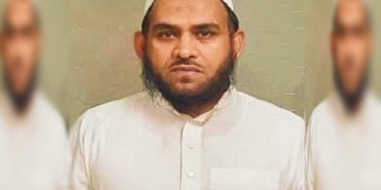 আত্মগোপনের জন্য মাদ্রাসায় শিক্ষকতা শুরু করে মোস্ট ওয়ান্টেড জেএমবি জঙ্গি