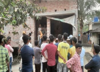 কাটোয়ার ইসলামপুরে মা ও ৫ বছরের মেয়ের রহস্যমৃত্যু, মৃত্যুর কারন নিয়ে ধন্দ্ব