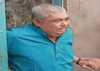 কেষ্টর অনুপস্থিতিতে বীরভূমে বিরোধীরা কি কোনো বাড়তি মাইলেজ পাবে ?