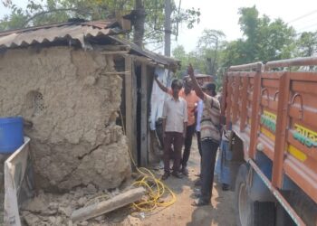 ভাতারের একই জায়গায় জোড়া দূর্ঘটনা, আটক ৩ বাস ও ১ লরি