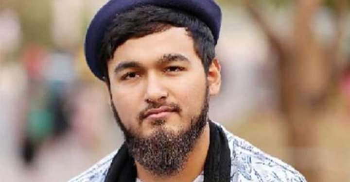 বাংলাদেশের গায়ক নোবেলের মাতলামোর জেরে মাঝ পথে বন্ধ করে দিত হল কলেজের অনুষ্ঠান