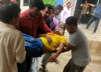 কাটোয়া ও ভাতারে বজ্রপাতে মৃত ২