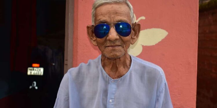 মঙ্গলকোটের প্রবীণ শিক্ষককের জীবনাবসান