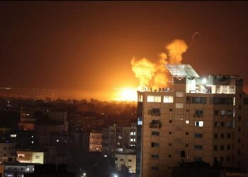 গাজা ও লেবাননে বিমান হামলা চালালো ইসরায়েল