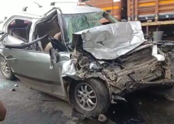 কেতুগ্রামে তেলের ট্যাঙ্কার ও চারচাকা গাড়ির মুখোমুখি সংঘর্ষে নিহত ৩, আহত ২