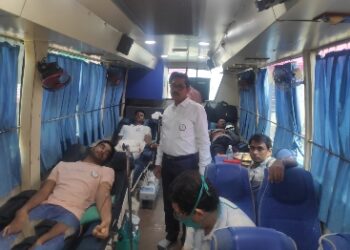 স্বেচ্ছাসেবী সংস্থার উদ্যোগে গুসকরায় রক্তদান শিবির