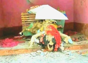বাংলাদেশে ফের একের পর এক মন্দিরে হামলা ও প্রতিমা ভাঙচুর, গ্রেফতার এক জিহাদি