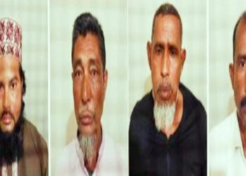 বাংলাদেশের হবিগঞ্জে পরকীয়া সম্পর্কের জেরে বধূকে লাঠি দিয়ে পিটিয়ে ও পাথর ছুড়ে শাস্তি দিল মৌলবীরা