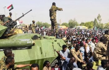সুদানে সেনাবাহিনী এবং র‍্যাপিড সাপোর্ট ফোর্সের সংঘর্ষে নিহত ৮০, আহত ১,১২৬