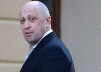 ইউক্রেনের বাখমুত শহরে চেচেন বাহিনীকে মোতায়েনের জন্য পুতিনের কাছে প্রস্তাব ওয়াগনার প্রধান