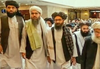 ৬ জনকে প্রকাশ্যে নৃশংসভাবে বেত্রাঘাত করল তালিবানের জঙ্গিরা