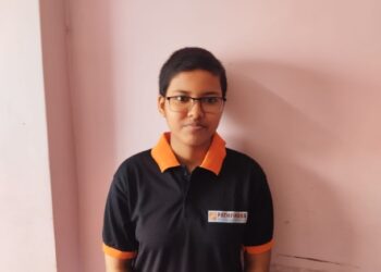 মাধ্যমিকে প্রথম কাটোয়ার দেবদত্তা মাঝি