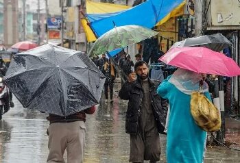দেশের বিভিন্ন রাজ্যে বৃষ্টির পূর্বাভাস দিয়েছে আবহাওয়া দফতর