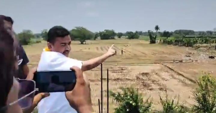 ‘হিসাব হবে,একটা কেউ ছাড় পাবে না’-এগরার খাদিকুল গ্রামে বিস্ফোরণস্থল পরিদর্শনে গিয়ে হুঁশিয়ারি শুভেন্দুর