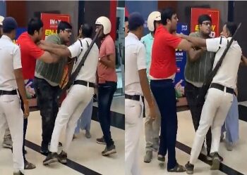 ‘দ্য কেরালা স্টোরি’ দেখতে যাওয়া দর্শকদের জামার কলার ধরে বের করে দিল পশ্চিমবঙ্গের পুলিশ