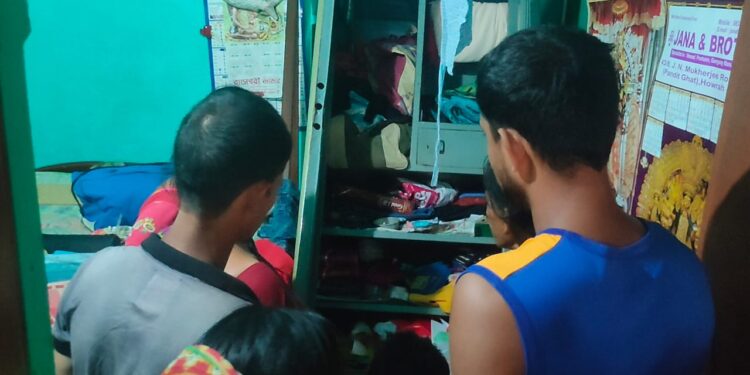 সিসিটিভি নজরদারির মধ্যেও কাটোয়ায় একই রাতে ৩ জায়গায় চুরি