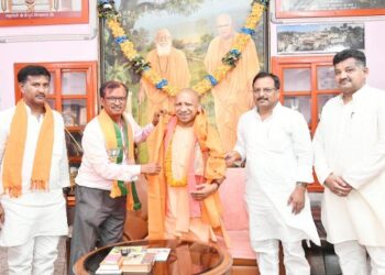 কর্ণাটকে শোচনীয় পরাজয়, উত্তরপ্রদেশে স্বস্তিতে বিজেপি