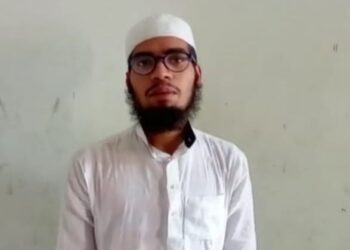 কাটোয়ার মোজাম্মেল মল্লিক মাদ্রাসাবোর্ডের উচ্চ মাধ্যমিক (ফাজিল) পরীক্ষায় দ্বিতীয় স্থান দখল করেছেন