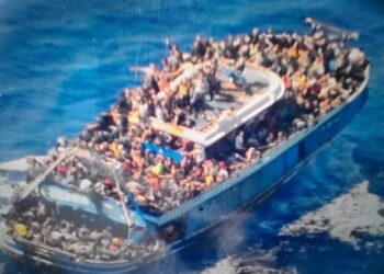 গ্রিসের কাছে ভূমধ্যসাগরে অভিবাসী বোঝাই নৌকা ডুবে ৭৯ জনের মৃত্যু