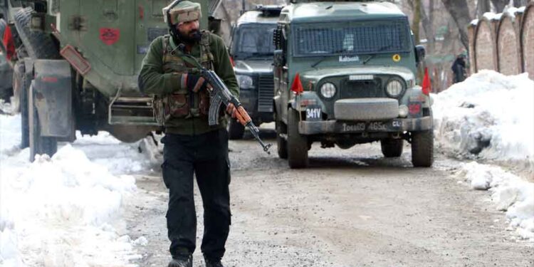 জম্মু ও কাশ্মীরের কুলগামে এনকাউন্টারে খতম সন্ত্রাসবাদী