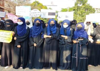 অপারেশন থিয়েটারে হিজাব পরার আবেদন অস্বীকার করেছে তিরুবনন্তপুরম মেডিকেল কলেজে