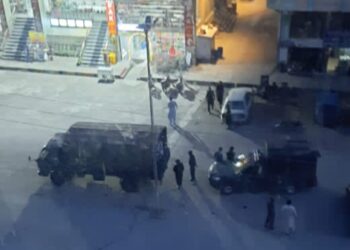 আফগান অভিবাসীদের ব্যাপক ধরপাকড় শুরু করেছে পাকিস্তান, নিন্দায় সরব আফগান কূটনৈতিক মিশন