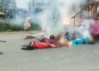 ত্রিপুরার কুমারঘাটে ধাতব রথের চুড়া বিদ্যুৎতের তারের সংস্পর্শে এসে ৭ পূণ্যার্থীর মৃত্যু, আহত বহু মানুষ