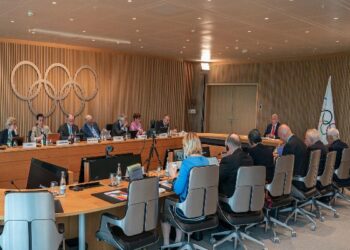 মহিলাদের খেলাধুলায় অংশগ্রহণের অনুমতি দেওয়ার জন্য তালিবানকে বললো আন্তর্জাতিক অলিম্পিক কমিটি