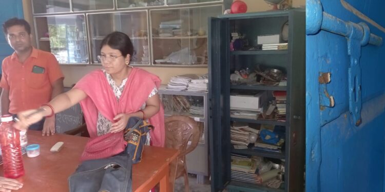 পূর্ব বর্ধমান জেলার ভাতারে ৫ সাবমার্সিবল পাম্পে ও কাটোয়ার স্কুলে দুঃসাহসিক চুরি