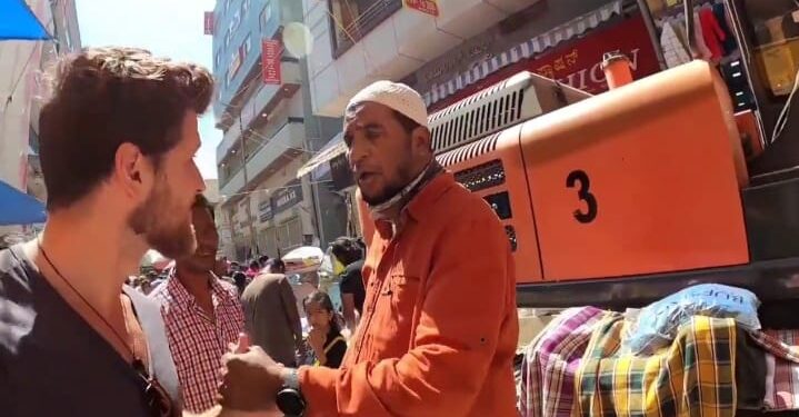 বিদেশী ইউটিউবারকে অকারণ হয়রানির অভিযোগে বেঙ্গালুরুতে গ্রেফতার ব্যবসায়ী