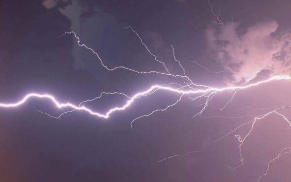 পূর্ব বর্ধমানে বজ্রপাতে মৃত ৪, জখম ৪