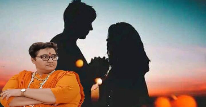 সাধ্বী প্রজ্ঞা ঠাকুরের সাথে ‘দ্য কেরালা স্টোরি’ দেখা নার্সিং ছাত্রী পালালো প্রেমিক ইউসুফের সাথে