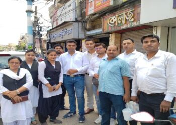 পুলিশের ফাঁসানো মামলায় বেকসুর খালাস দুই সাংবাদিক