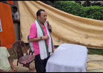 মমতা ব্যানার্জির জীবনে মারাত্মক ভুল হল অভিষেককে সামনে আনা – বললেন জয় ব্যানার্জি