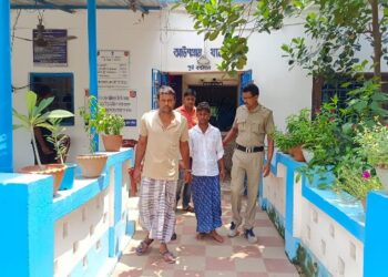 সিপিএম কর্মী খুনের ঘটনায় দুই তৃণমূল কর্মীকে গ্রেফতার করেছে আউশগ্রাম থানার পুলিশ