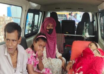 মোবাইল চোর অপবাদ দিয়ে হিন্দু পরিচারিকার উপর অমানবিক নির্যাতন বাংলাদেশে