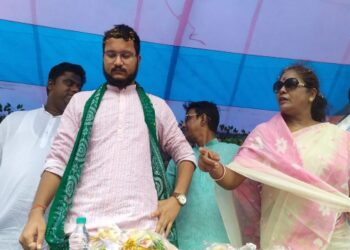 আউশগ্রামে দলের প্রচারে এলেন তৃণমূলের আইটি সেলের সভাপতি