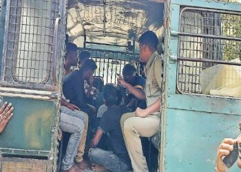 ভোটের দিন রায়নার অশান্তির গ্রেপ্তার ১৪ তৃণমূল কর্মী, উদ্ধার আগ্নেয়াস্ত্র