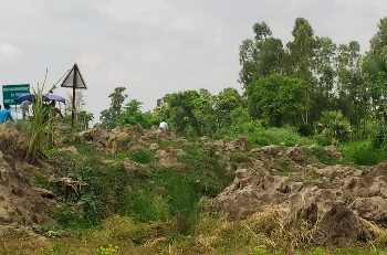 সংস্কার না হওয়ায় কুনুর নদীর বন্যা হলে ভাসতে পারে আউশগ্রাম ও মঙ্গলকোটের বিস্তীর্ণ অঞ্চল